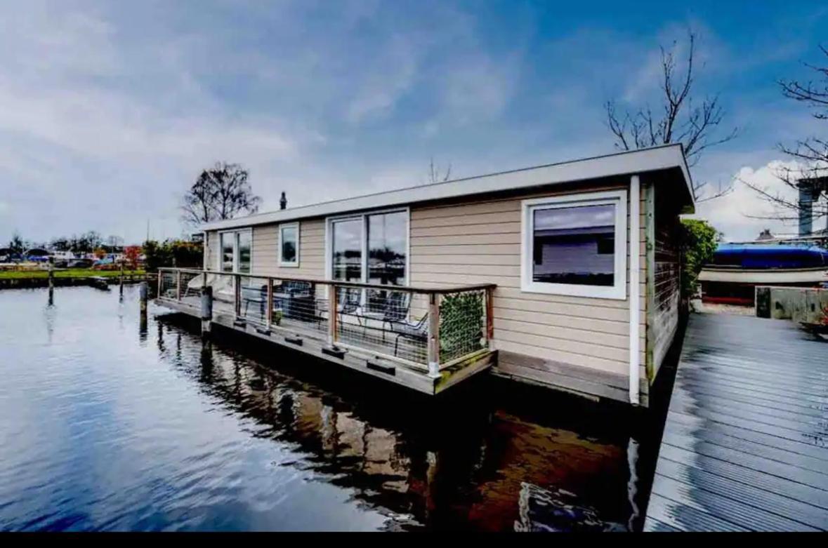 Апартаменты Amsterdam Boathouse Алсмер Экстерьер фото